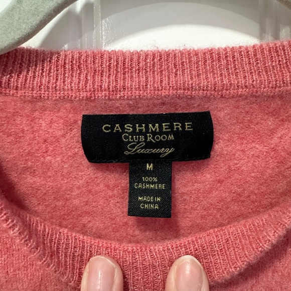 100% Cashmere Clubroom Luxury | Heirloom Rose Color | Size: Medium - Picture 3 of 7